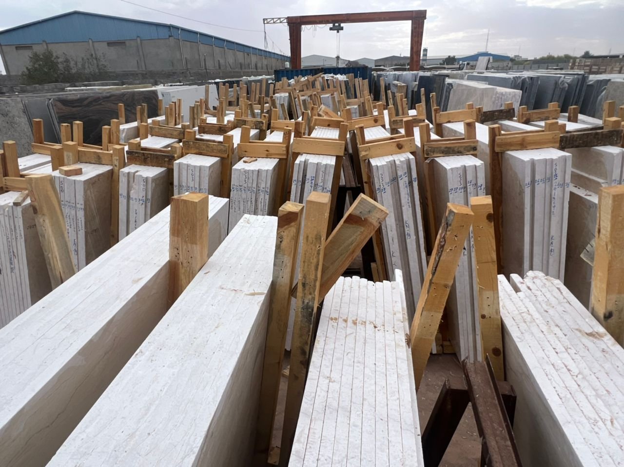 ورشة عمل الرخام